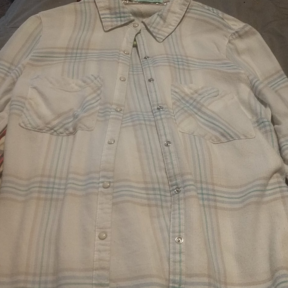 Woman's button up